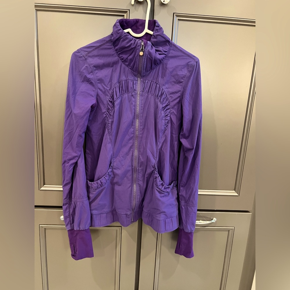 Lululemon Zip-up Jacket, size 6